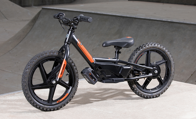 Harley-Davidson presenta sus bicicletas eléctricas para niños - IRONe12